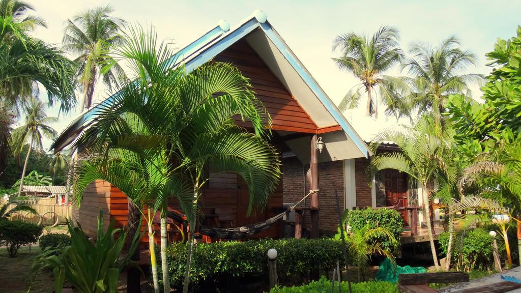 Lanta New Coconut Bungalow Koh Lanta Exterior photo