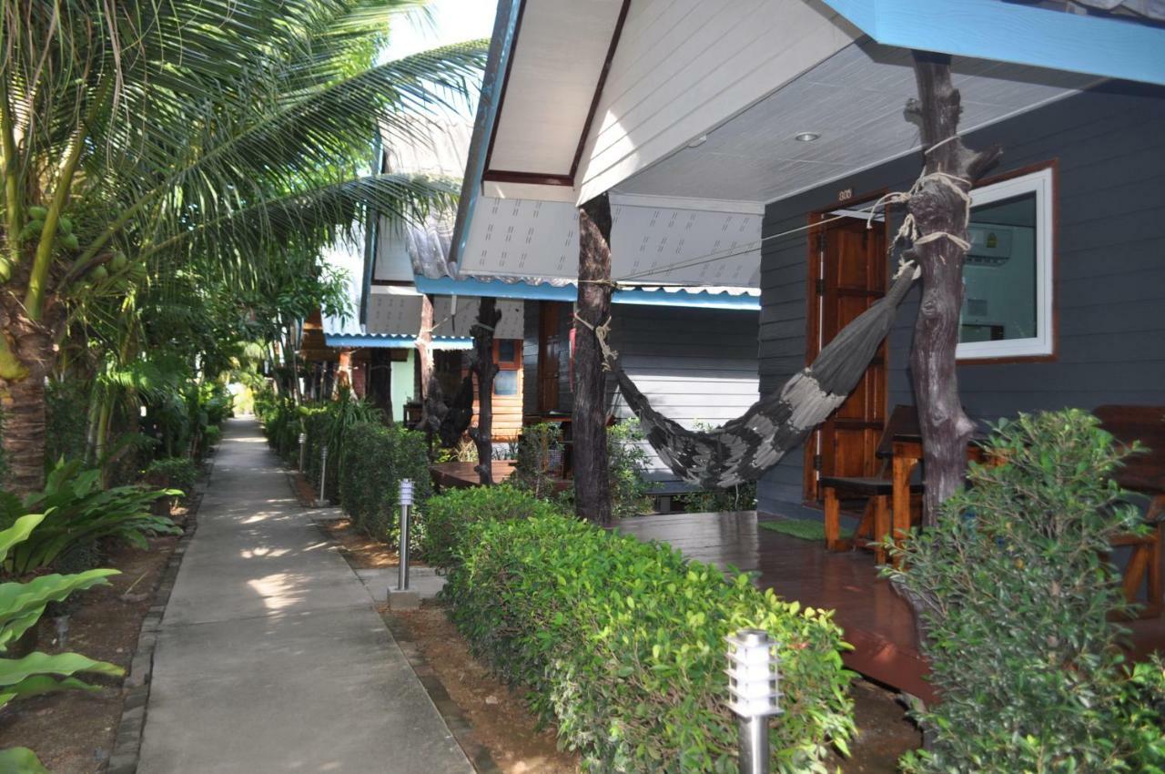 Lanta New Coconut Bungalow Koh Lanta Room photo