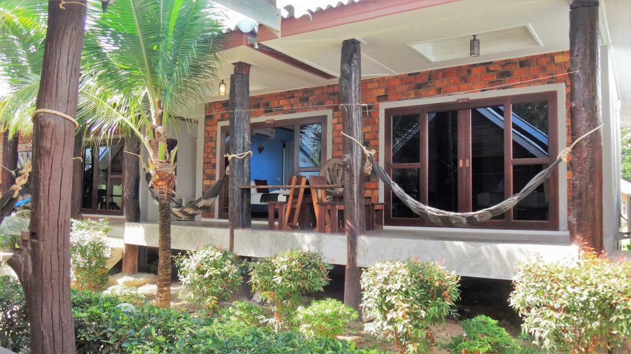 Lanta New Coconut Bungalow Koh Lanta Room photo