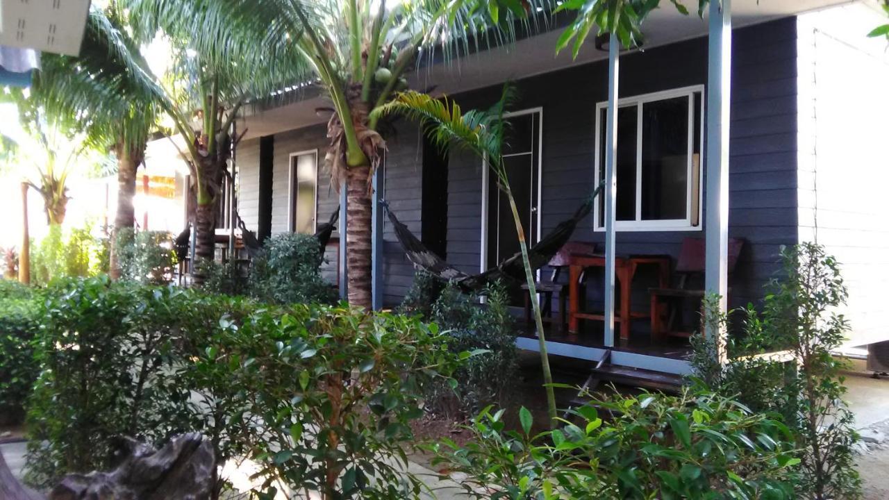 Lanta New Coconut Bungalow Koh Lanta Room photo