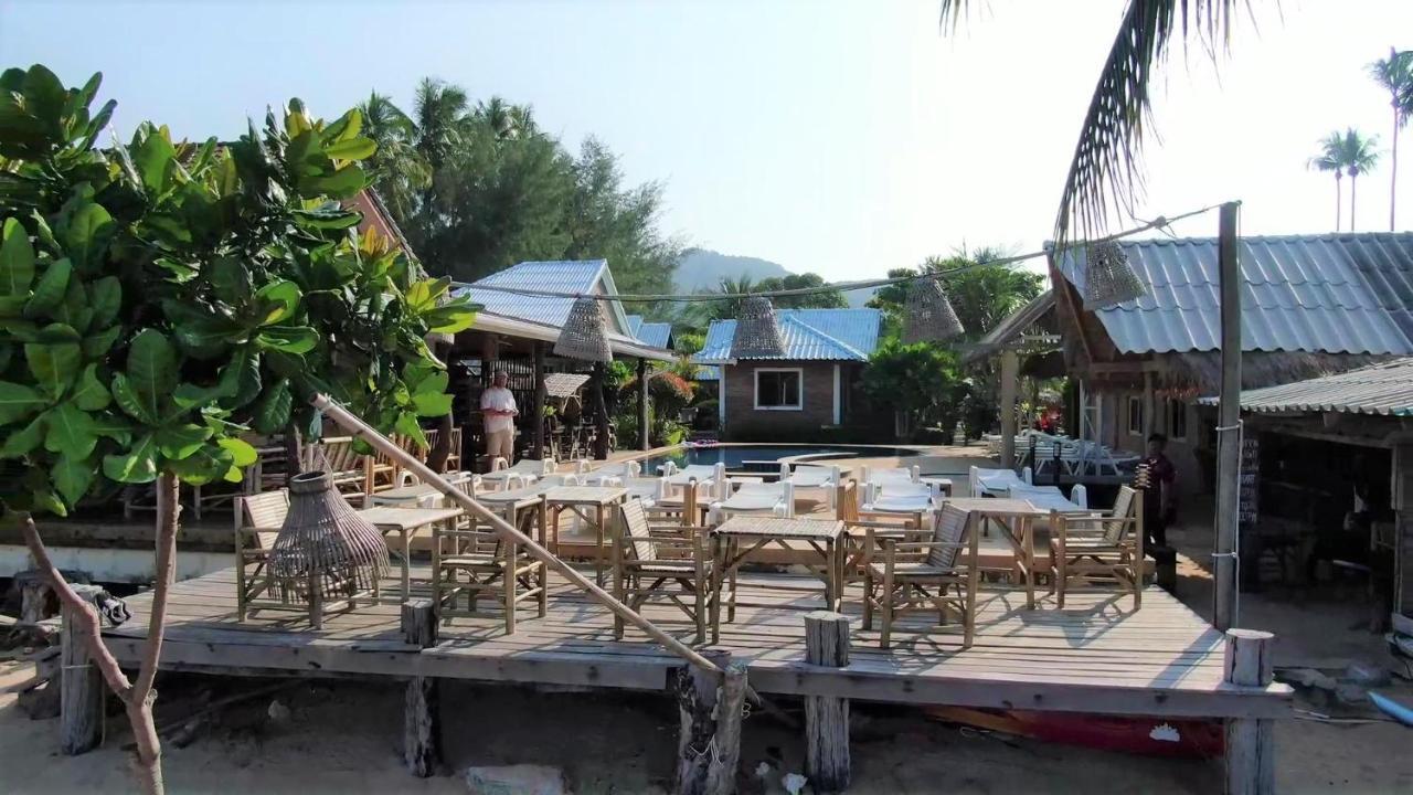 Lanta New Coconut Bungalow Koh Lanta Exterior photo